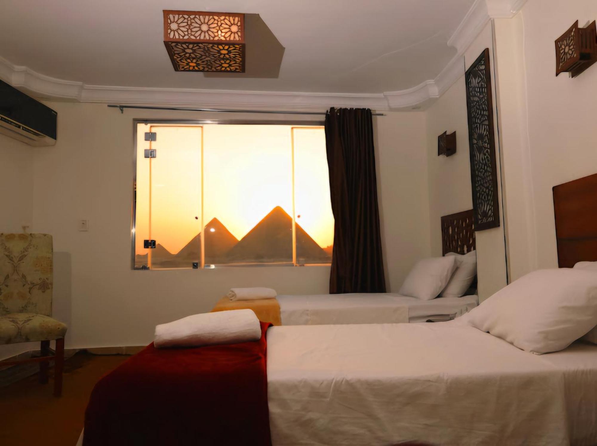 Oscar Pyramids View Otel Nazlet el-Sîsi Oda fotoğraf