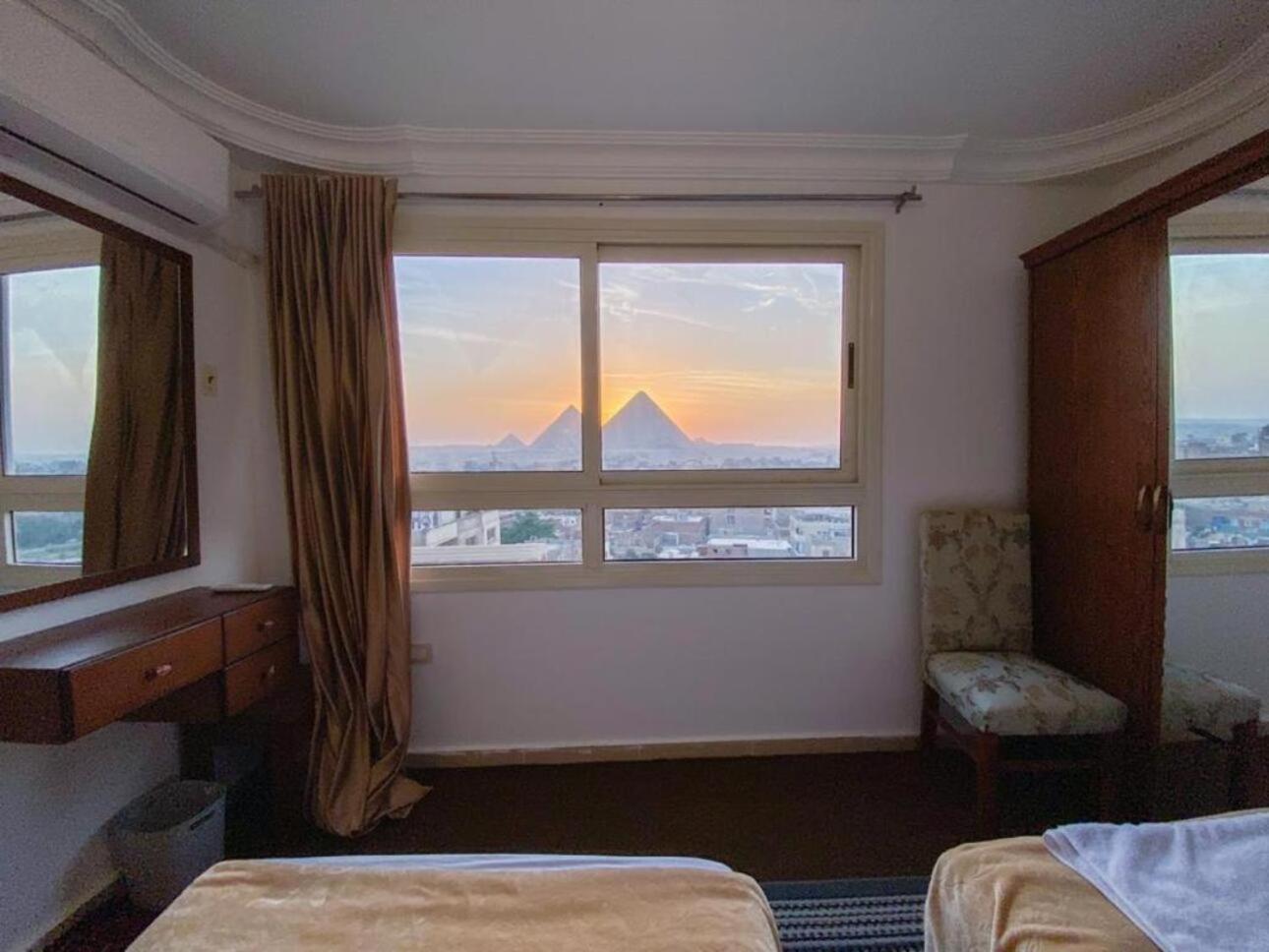 Oscar Pyramids View Otel Nazlet el-Sîsi Dış mekan fotoğraf